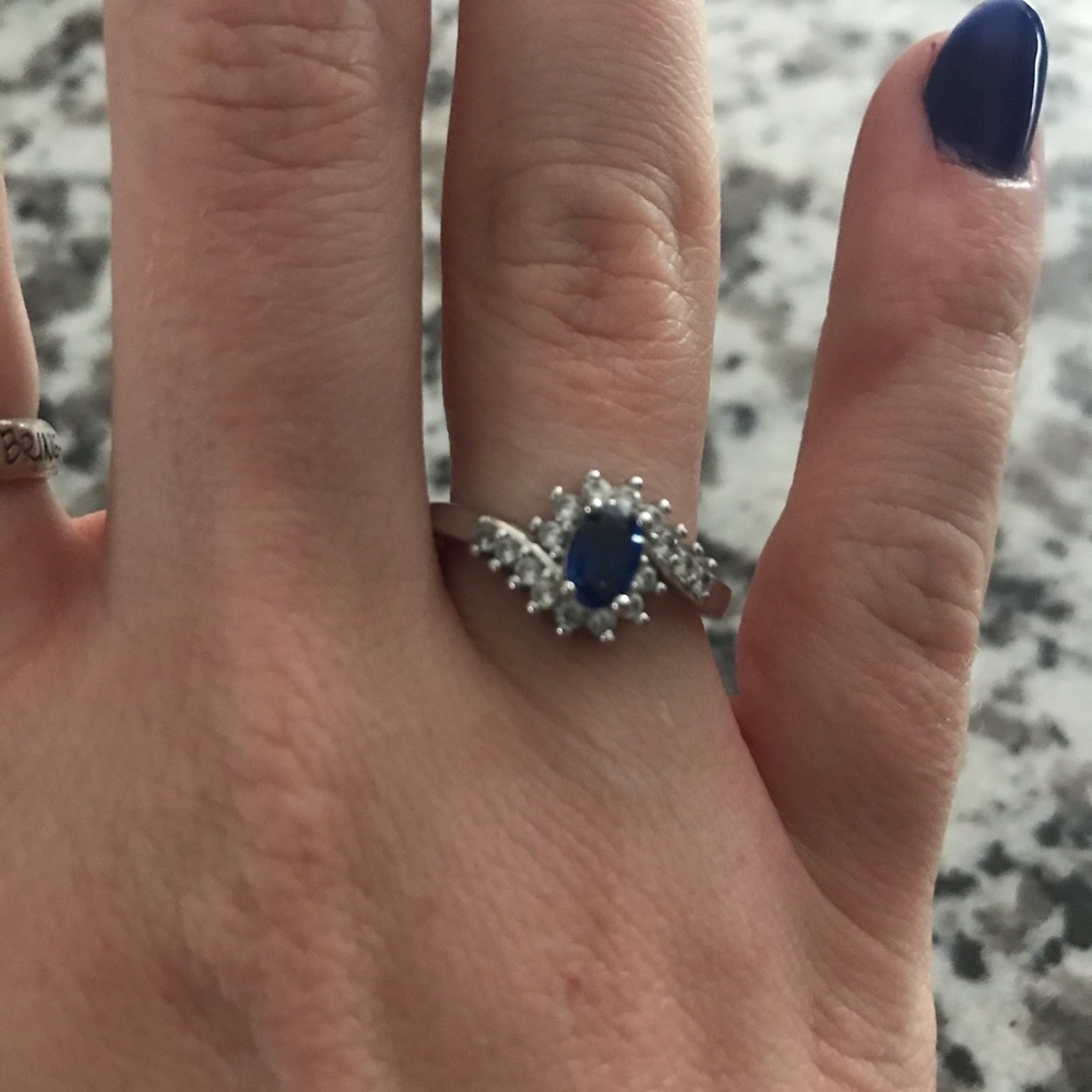 Many Different Rings - Picture 8 of 8